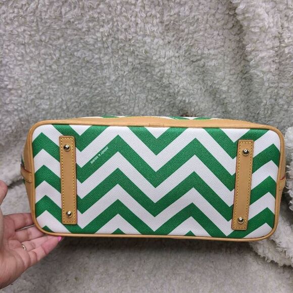 Dooney & Bourke‎ Green and White Chevron Striped Coated Shopper Tote - Picture 5 of 11